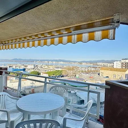 2059 Rocmar 7 4-c, Excelente Situacion Frente Al Puerto Pesquero Y Con Vista A La Bahia. Gran Terraza. - Es-258-5 * Roses